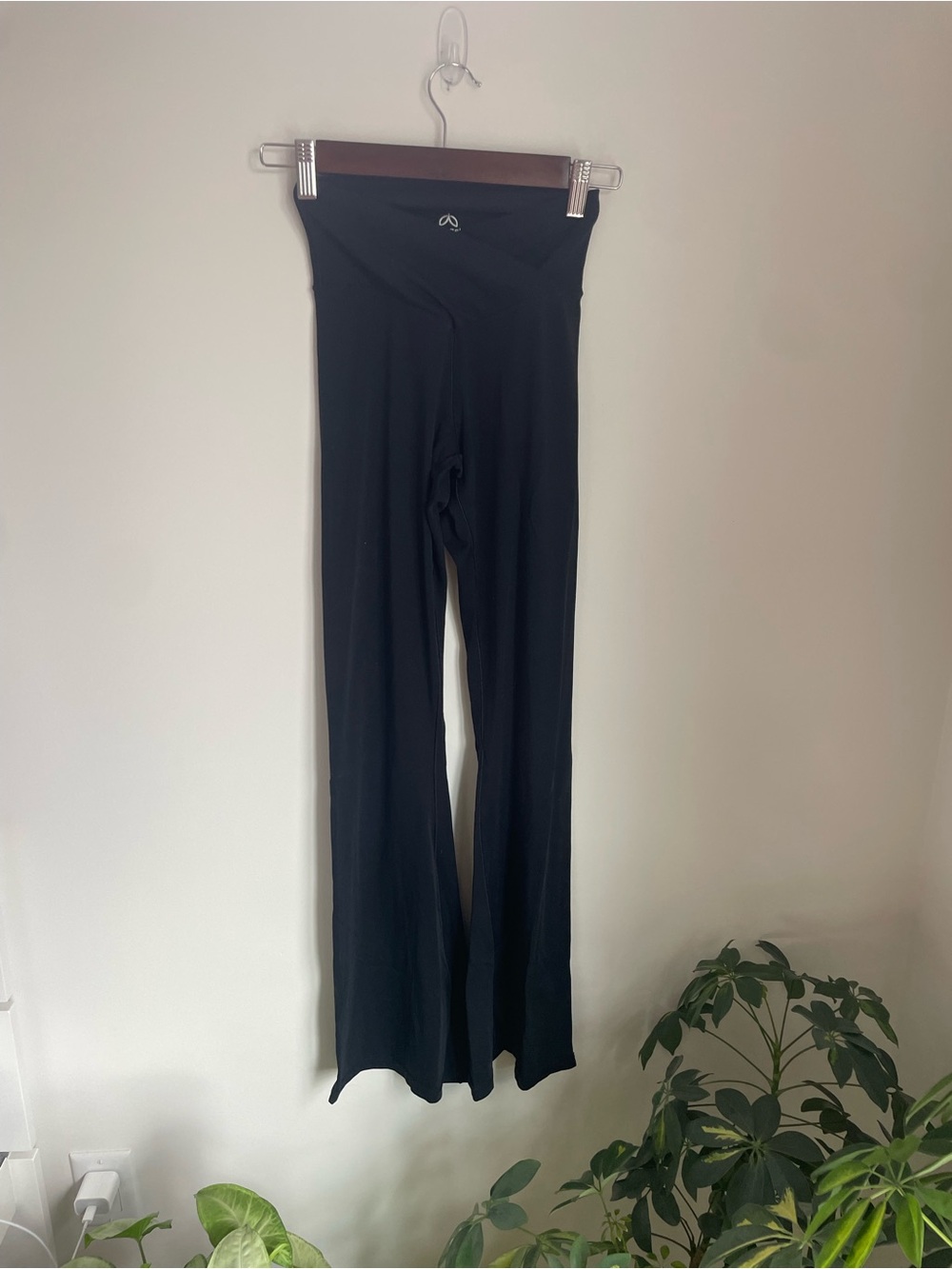 Black Boot Cut Yoga Pants - Unbranded
